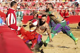 Il Calcio Storico Fiorentino: Tradizione e Competizione a Firenze
