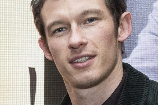 Callum Turner: Dalla TV al Grande Schermo