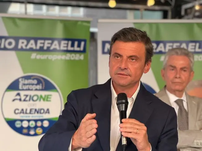 Carlo Calenda e l’Importanza del Referendum in Italia