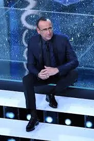 Carlo Conti: Un’icona della televisione italiana
