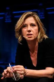 Concita De Gregorio: Una Voce di Spicco nel Giornalismo e nella Letteratura Italiana