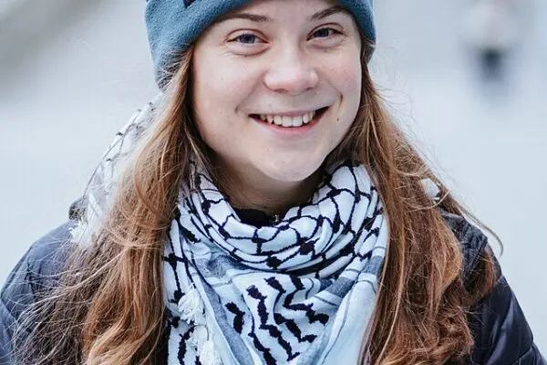 Greta Thunberg: L’Attivista che Ha Ispirato il Mondo