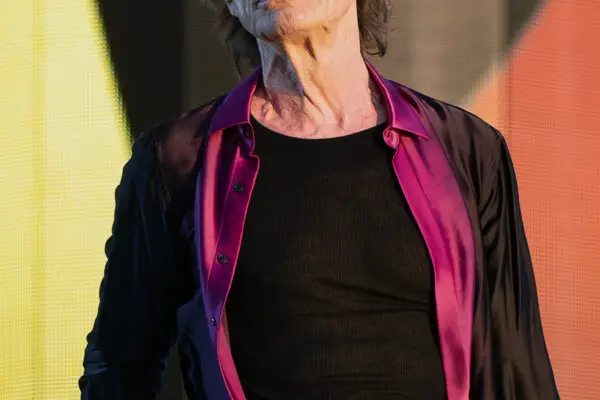 Mick Jagger: Fenomeno del Rock e della Cultura Pop