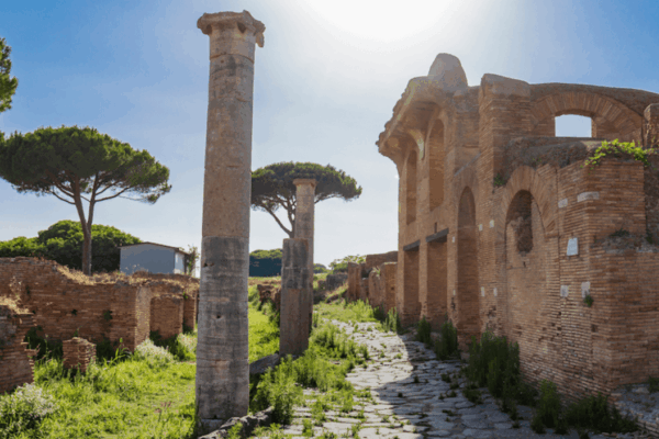 Esplorando Ostia: La Porta verso la Storia Romana