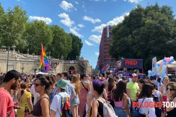 Pride Bologna 2023: Celebrare l’Amore e la Diversità