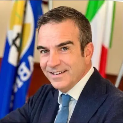 Roberto Occhiuto: Leader della Calabria in Azione