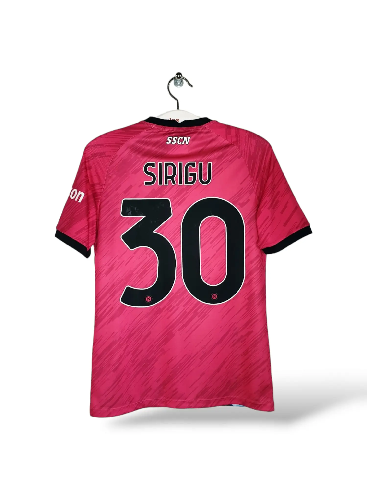 Luca Sirigu: Un Guardiano del Gol e il Suo Eredità