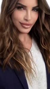 Il Successo di Stefania Cappa e le Sue Iniziative Recenti