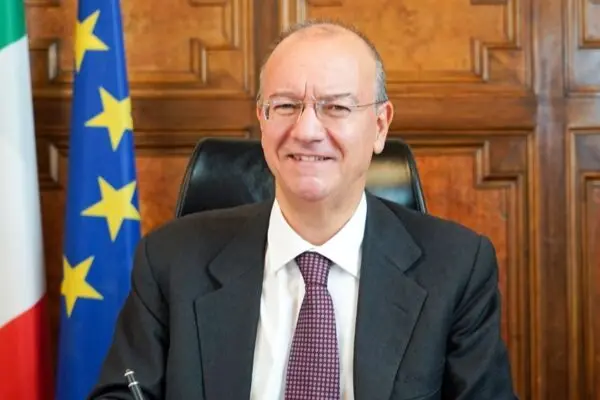 Valditara: Un Modello di Sostenibilità e Innovazione