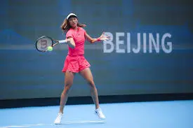 Zheng Qinwen: Una Promessa del Tennis Femminile