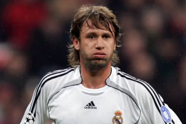 La Vita e la Carriera di Antonio Cassano image 1