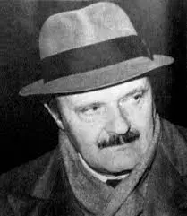 La Vita di Roberto Calvi: Banchiere e Mistero