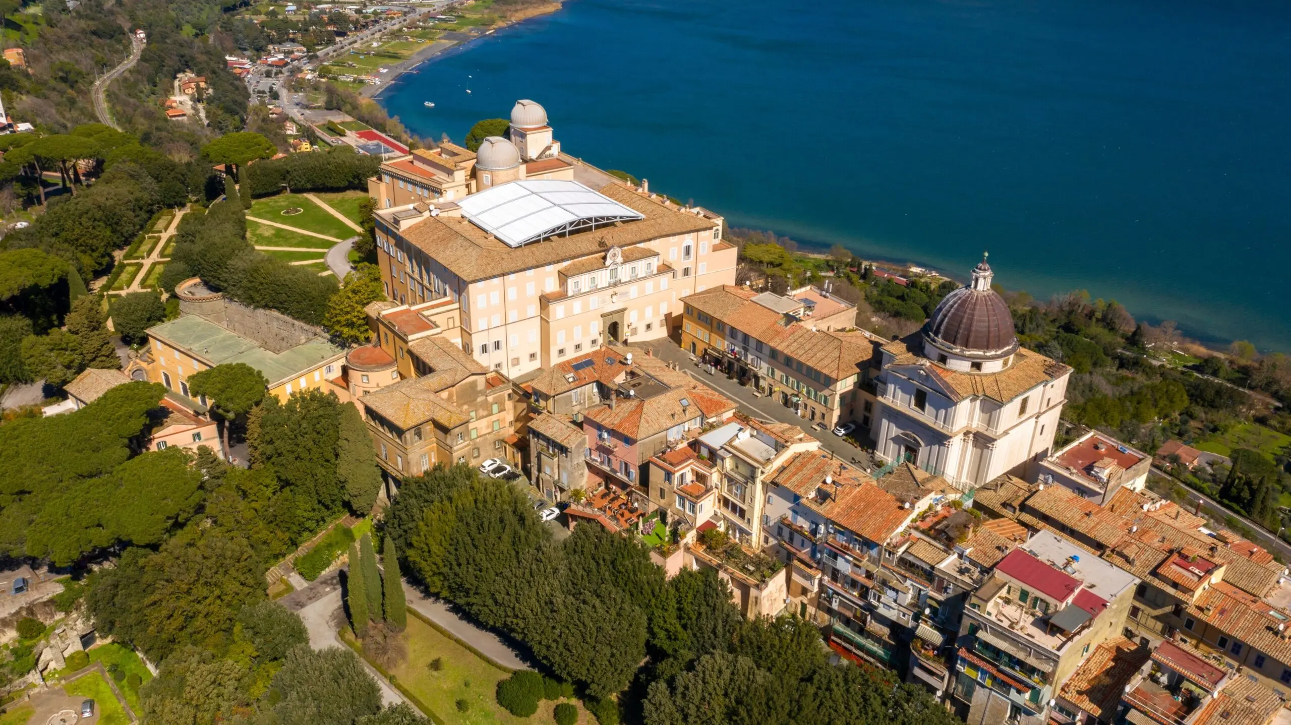 Castel Gandolfo: Un Tesoro Storico da Scoprire