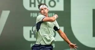 Corentin Moutet: La giovane promessa del tennis francese