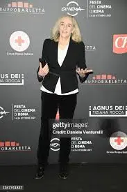 Giovanna Botteri: Icona del Giornalismo Italiano