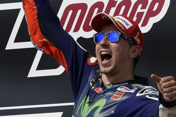 La Carriera di Jorge Lorenzo: Un Icona del Motociclismo