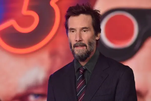 Keanu Reeves: Un Viaggio nell’Iconica Carriera dell’Attore