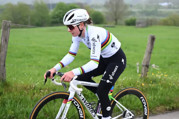 Il Trionfo di Lotte Kopecky nella Storia della Ciclismo image 1