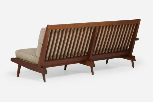 Nakashima: Un Approfondimento sul Design Innovativo