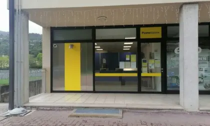 Poste Italiane: Un Servizio Essenziale per Gli Italiani
