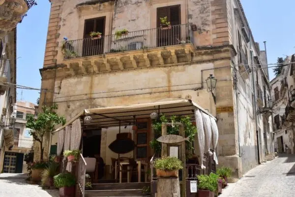 Scicli: Un Tesoro Nascosto della Sicilia