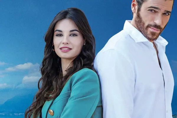 Viola Come Il Mare: Lo Strepitoso Debutto della Serie Italiana