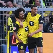 Adeyemi: Il Giovane Talento della Calcio Europeo