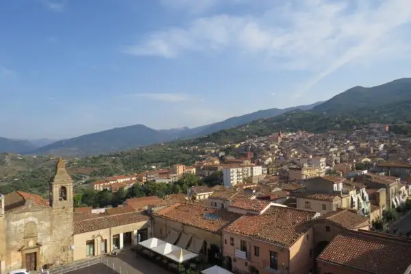 Alla Scoperta di Castelbuono: Un Gemma Siciliana
