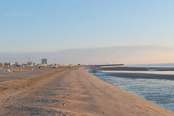 Cervia: Storia e Bellezze di una Località Romagnola