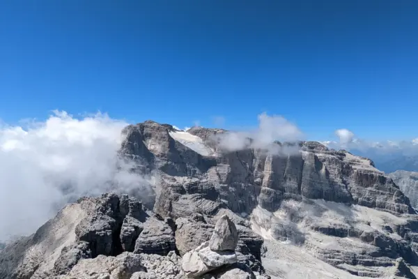 Cima Falkner: Un Paradiso Naturale per Escursionisti