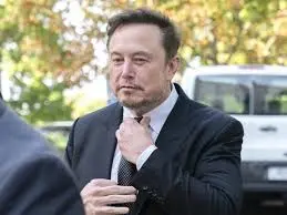 L’impatto globale di Elon Musk sulle tecnologie moderne