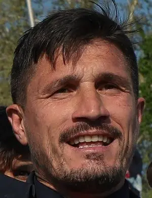 Fabio Pisacane: Carriera e Impatto nel Mondo del Calcio