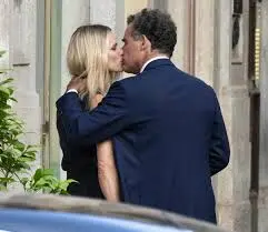 Scopri la collaborazione tra Hunziker e Tronchetti Provera image 1