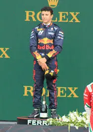 Isack Hadjar: Il Giovane Prodigio della Formula 1