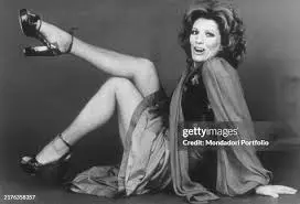 Iva Zanicchi: La Voce che ha Segnato un’Epoca