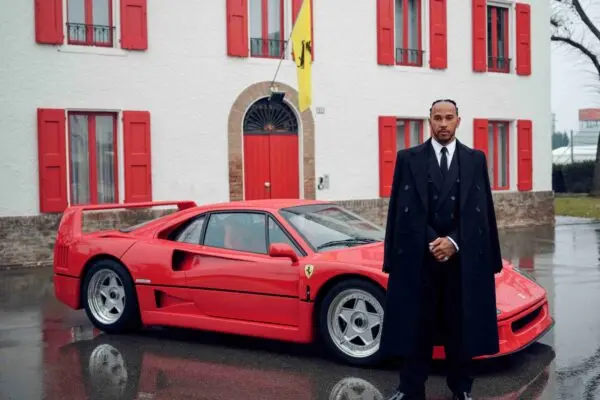 Rumori di Collaborazione Tra Lewis Hamilton e Ferrari image 1