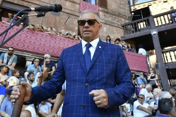 Il Ruolo del Mossiere nel Palio di Siena image 1