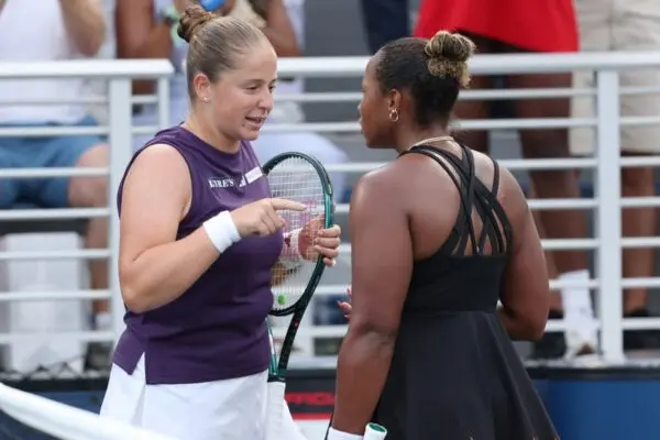 Ostapenko e Townsend: Due Talenti a Confronto nel Tennis