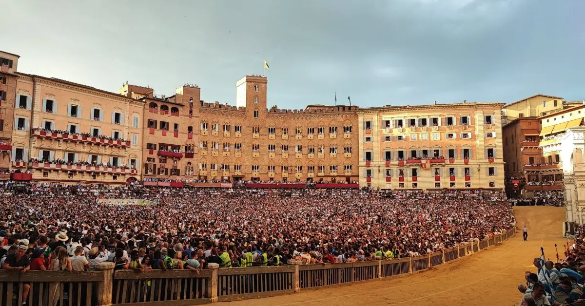 Il Palio di Siena Agosto 2025: Tradizione e Passione