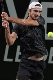 Tomáš Macháč: La Nuova Stella del Tennis