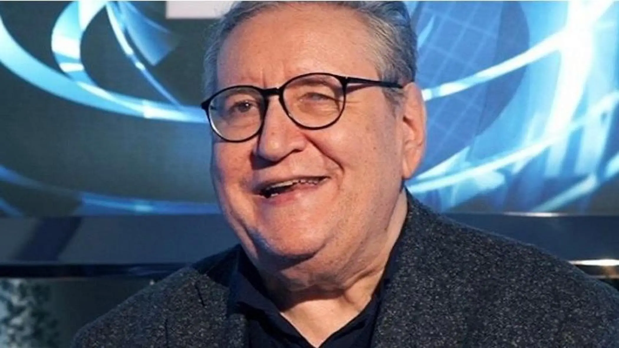 La Storia di Vincenzo Mollica, il Giornalista Iconico