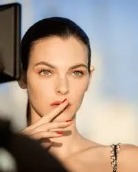 Vittoria Ceretti: Icona della Moda Italiana Contemporanea
