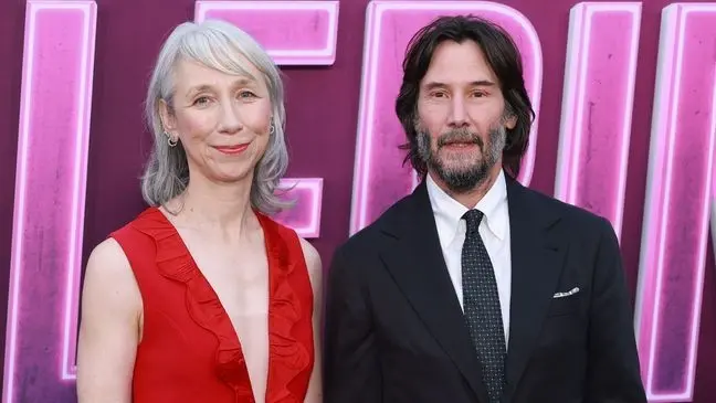 Alexandra Grant: Arte e Collaborazione con Keanu Reeves