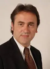 La Carriera di Angelo Bonelli e la Sua Influenza in Italia image 1