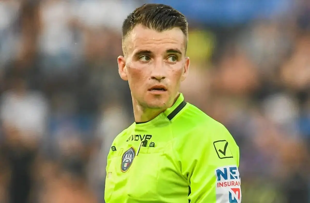 Il Ruolo dell’Arbitro nella Partita Napoli Pisa