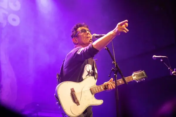 L’eredità di Bennato nella Musica Italiana: Un’icona senza tempo