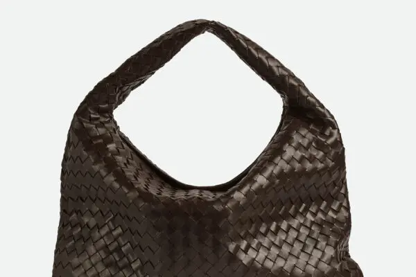 L’eleganza senza tempo di Bottega Veneta