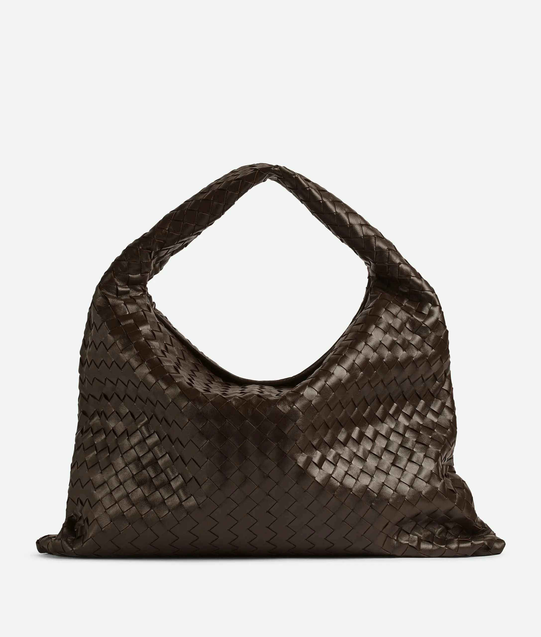 L’eleganza senza tempo di Bottega Veneta