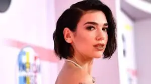 Dua Lipa: L’Icona della Musica Contemporanea