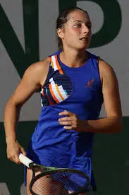 Elisabetta Cocciaretto: La Giovane promessa del Tennis Italiano